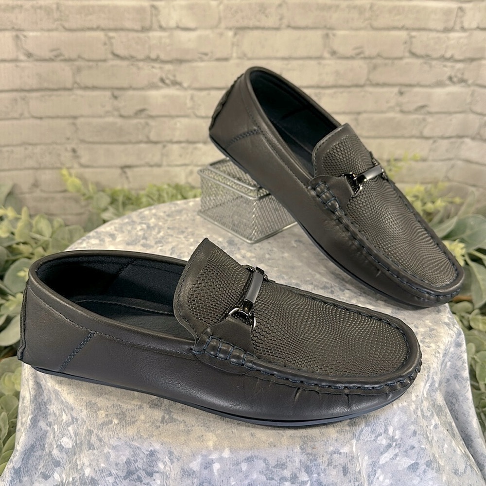 SHEIN - Navy Blue Soft Vinyl Dressy Casual Comfort Bit Loafers Boys 4M💙NWOT